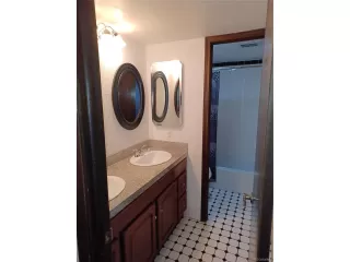 Photo #6: 2882098 Listing