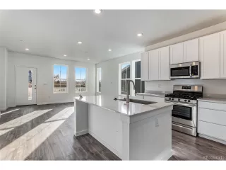 Photo #2: 2890624 Listing