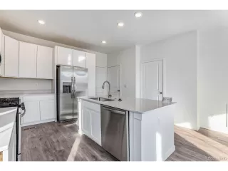 Photo #4: 2890624 Listing