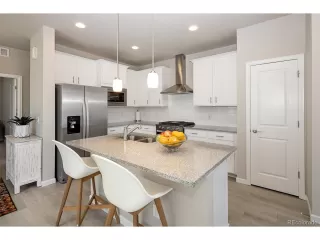 Photo #4: 2893272 Listing