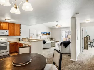 Photo #2: 2904055 Listing