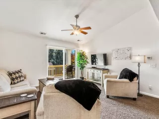 Photo #3: 2904055 Listing