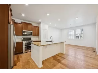 Photo #6: 2920073 Listing