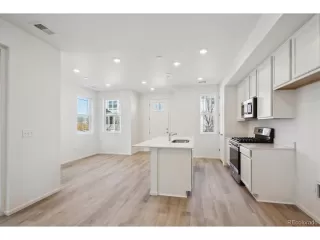 Photo #4: 2957024 Listing