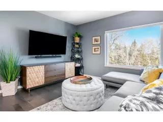 Photo #4: 2959609 Listing