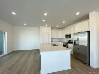 Photo #1: 2992258 Listing