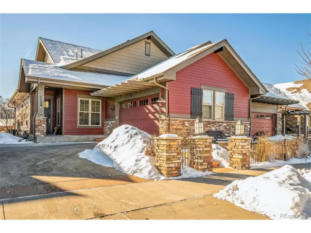 MLS: 2995921 Condo For Sale
