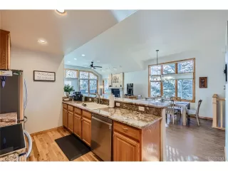 Photo #2: 3012534 Listing