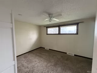 Photo #4: 3016460 Listing