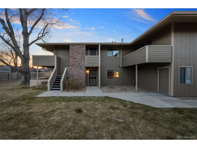 MLS: 3025630 Condo For Sale