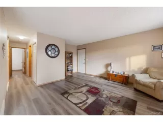 Photo #5: 3025630 Listing