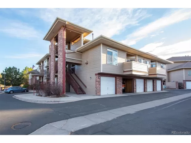 MLS: 3025966 Condo For Sale