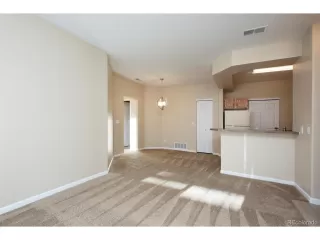 Photo #5: 3025966 Listing