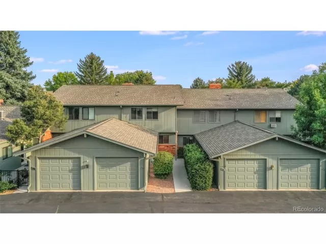 MLS: 3027057 Condo For Sale