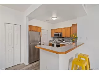 Photo #5: 3038817 Listing