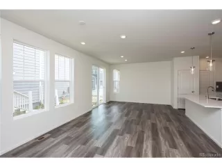 Photo #5: 3042972 Listing