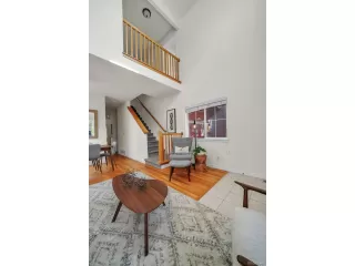 Photo #1: 3055999 Listing