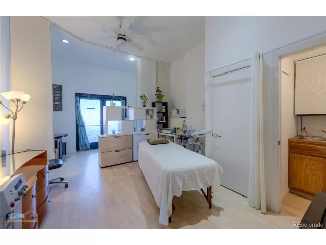 MLS: 3056039 Condo For Sale