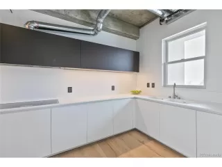 Photo #1: 3075976 Listing