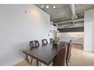 Photo #6: 3075976 Listing