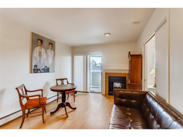 MLS: 3076497 Condo For Sale