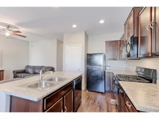 Photo #5: 3094629 Listing