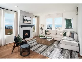 Photo #5: 3094917 Listing