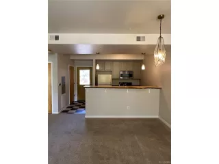 Photo #4: 3110509 Listing