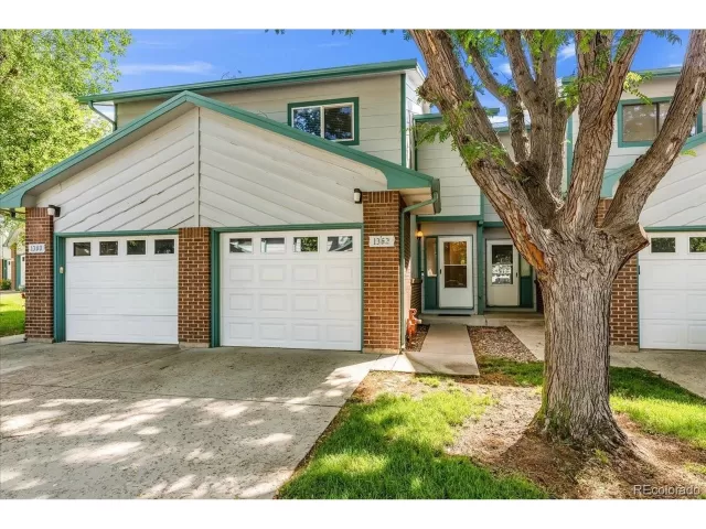 MLS: 3119374 Condo For Sale