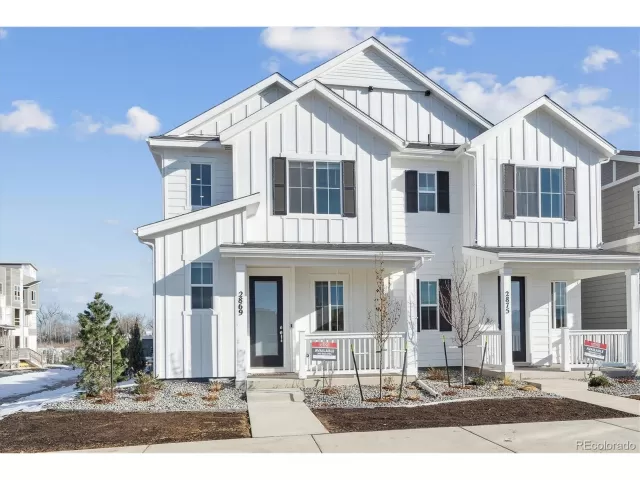 MLS: 3137108 Condo For Sale