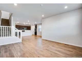 Photo #5: 3142198 Listing