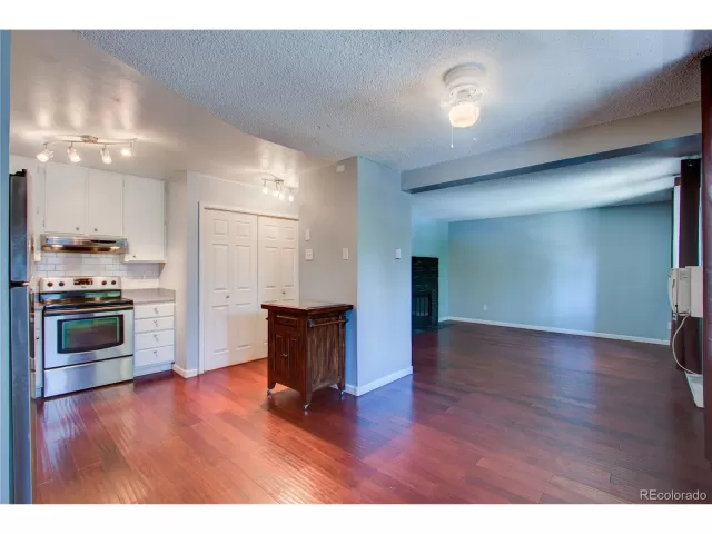 MLS: 3158871 Condo For Sale