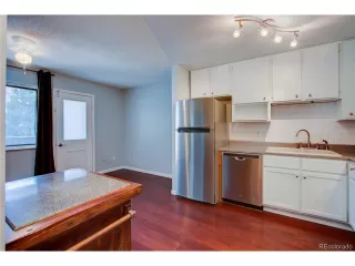 Photo #6: 3158871 Listing