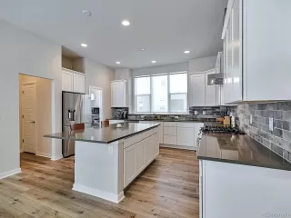 Photo #1: 3171184 Listing 