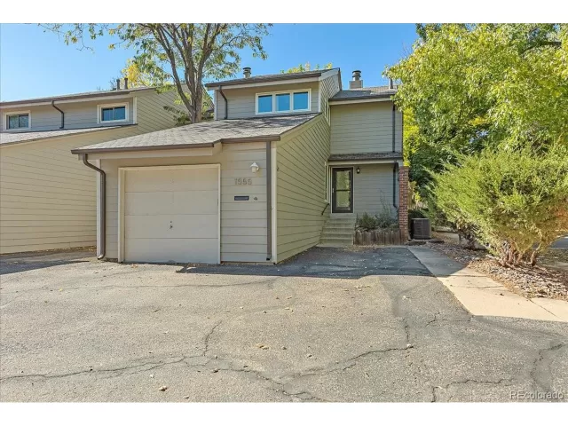 MLS: 3173761 Condo For Sale