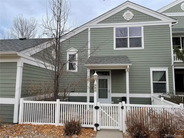 MLS: 3179994 Condo For Sale