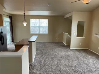 Photo #5: 3179994 Listing