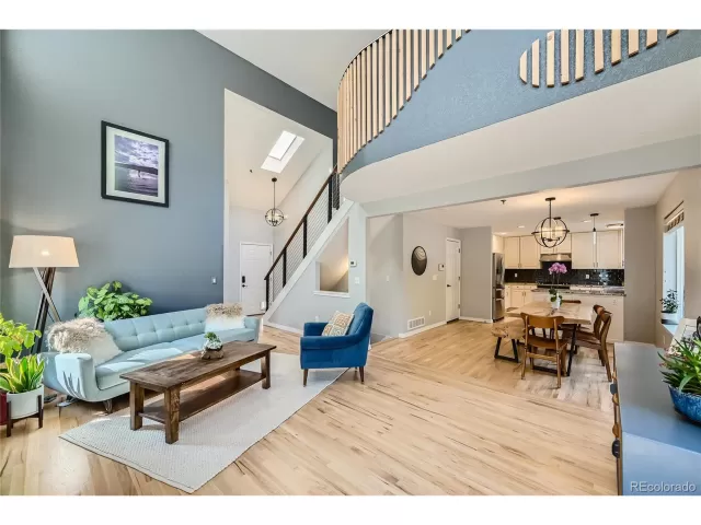 MLS: 3190866 Condo For Sale