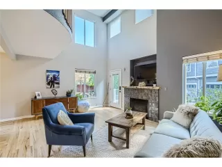 Photo #2: 3190866 Listing