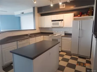 Photo #2: 3201673 Listing