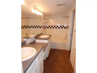 Photo #6: 3201673 Listing