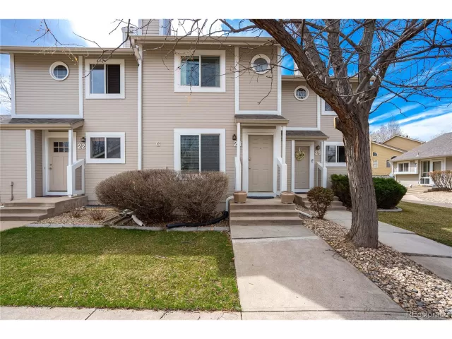 MLS: 3226703 Condo For Sale