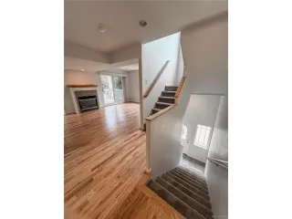 Photo #5: 3229958 Listing 