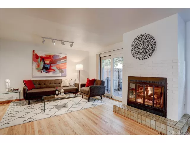 MLS: 3249633 Condo For Sale