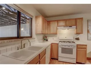 Photo #5: 3249633 Listing