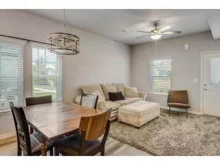 Photo #4: 3257550 Listing