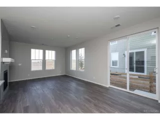 Photo #5: 3299399 Listing