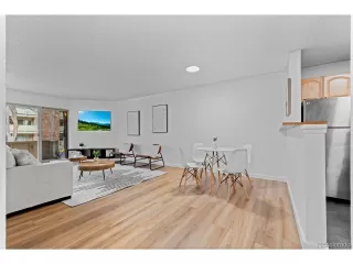 Photo #3: 3316358 Listing 