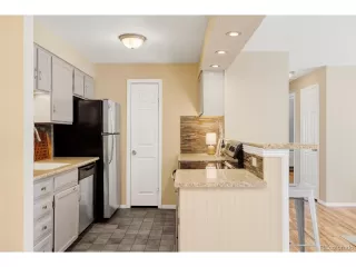 Photo #4: 3341388 Listing