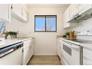 Photo #5: 3344679 Listing